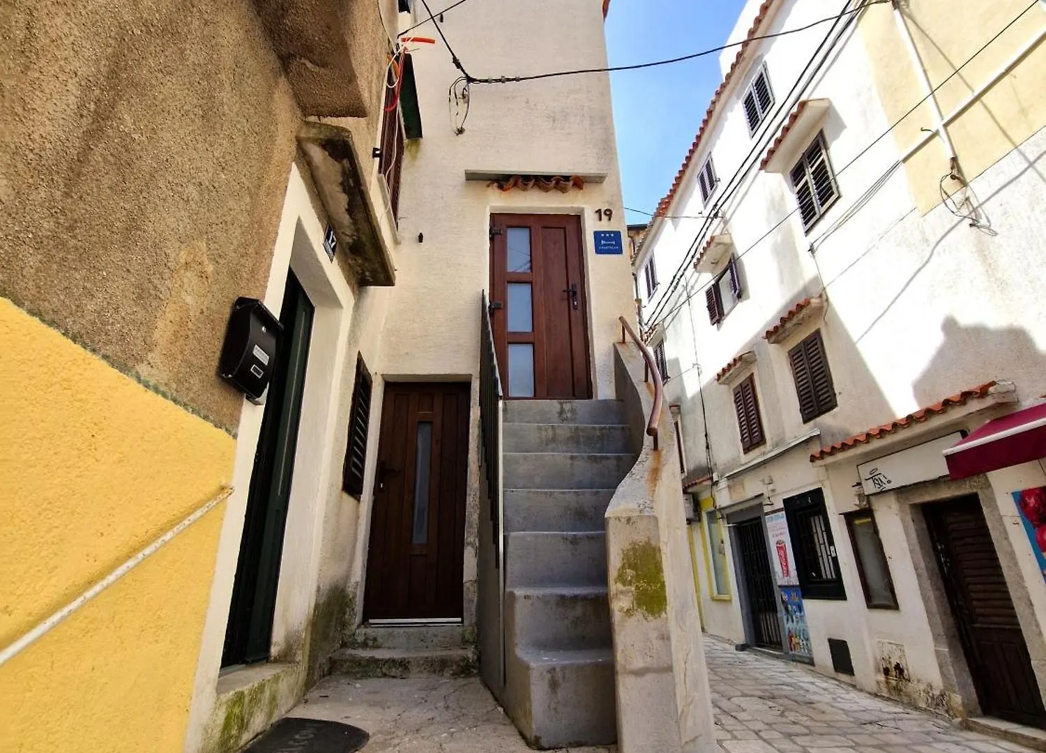 Apartment Sirovica Baska